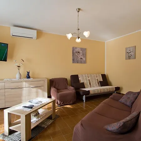 Apartment Davorka *