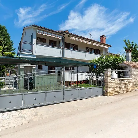 Davorka Apartment Porec